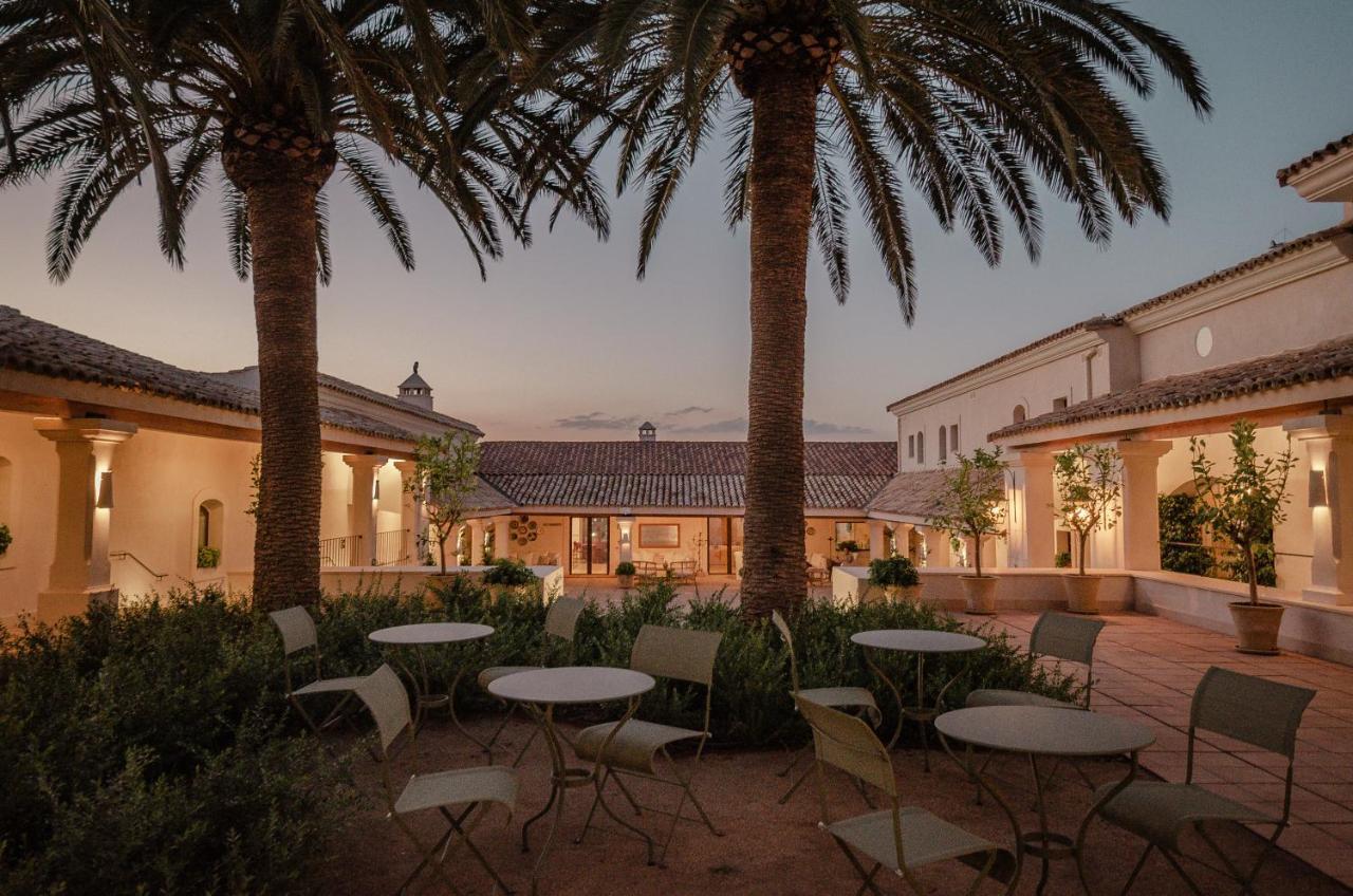 La Dehesa De Don Pedro Hotel Monesterio Exterior photo